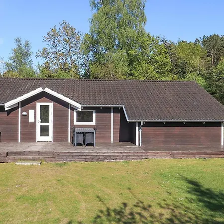 4 Star In Hadsund-by Traum *